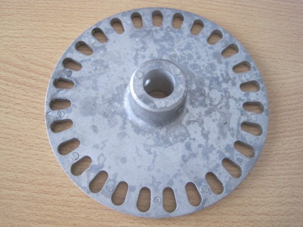 Corona De Fertilizadora 125 Lb De Cuatriciclo Equus - Imagen 3
