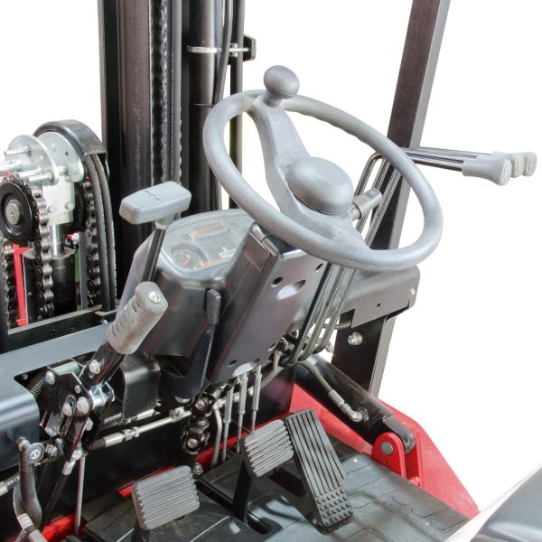 Autoelevador 3t Diesel Torre Triple 4.5m - Imagen 6
